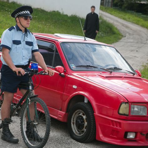 Morská vedkyňa jediným dotykom prinútila žraloka odplávať.