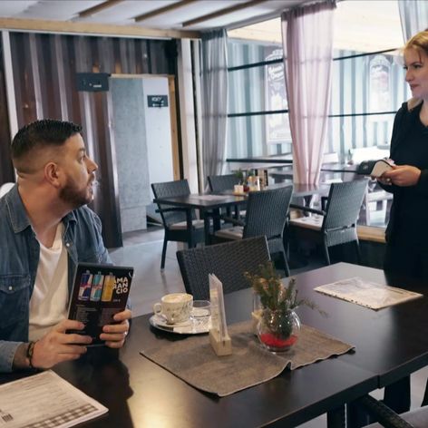 Na nože - Martin vôbec netušil, ktoré menu je správne