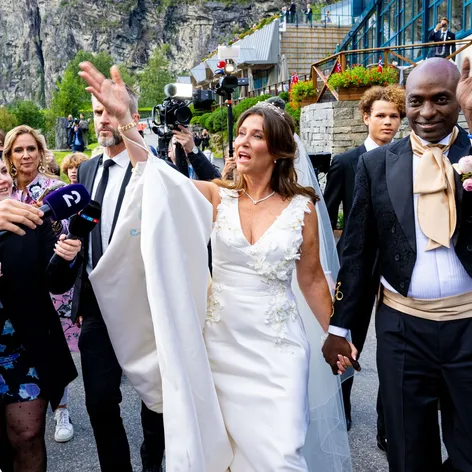 Nórska princezná Märtha Louise sa vydala za samozvaného šamana Dureka Verretta