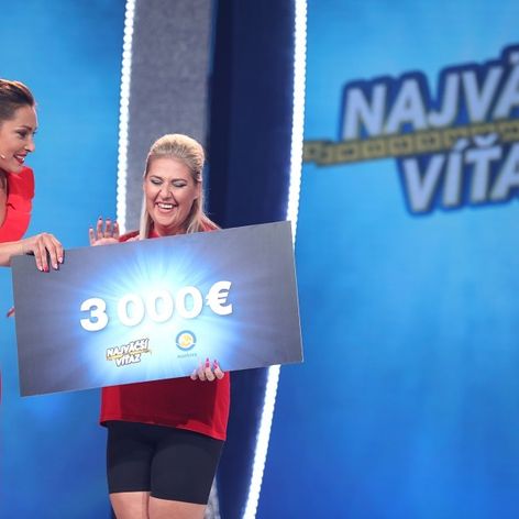 Martine Rusinovej odovzdala šek pre víťaza malého finále