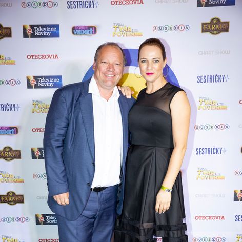 Generálny riaditeľ TV Markíza Matthias Settele a moderátorka Adriana Poláková