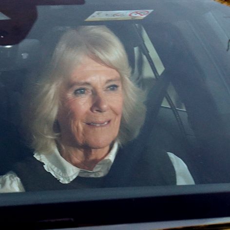 Kráľovná Kamila navštívila kráľa Karola III. v nemocnici