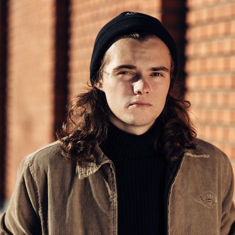 Bývalý slovenský futbalista a futbalový tréner Jozef Vengloš.