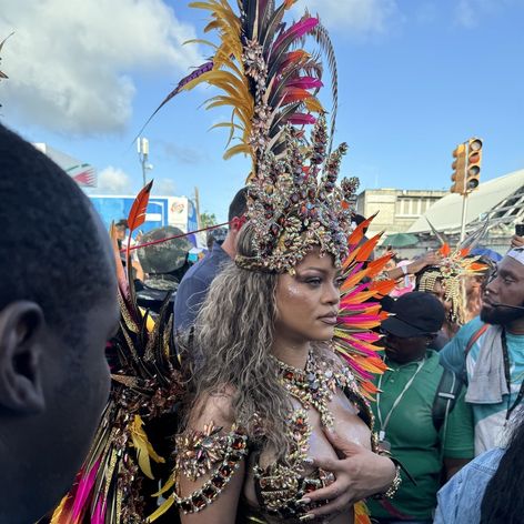 Pozor, prišla kráľovná Rihanna!