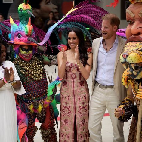 Princ Harry a Meghan prišli do Kolumbie na turné