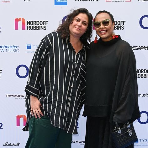 Emeli Sandé so snúbenicou