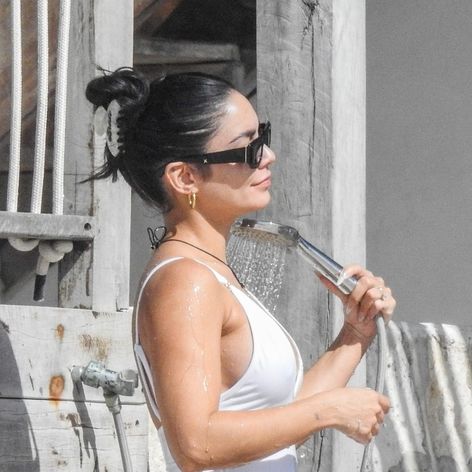 Vanessa Hudgens v Tulume