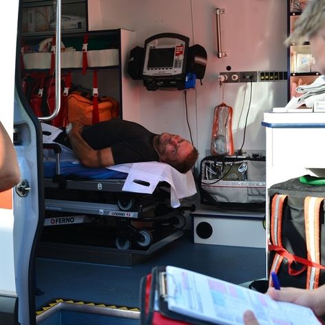 Farmárska misia bývalého vojaka sa skončila v sanitke