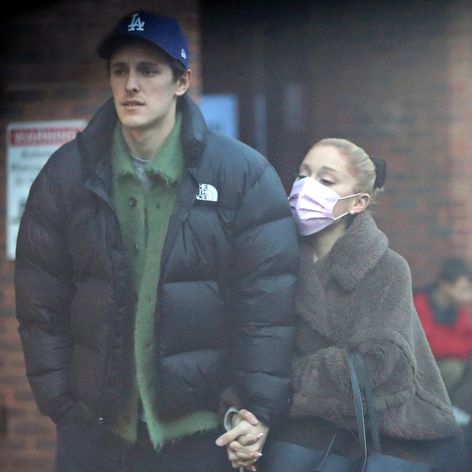 Ariana Grande a Dalton Gomez