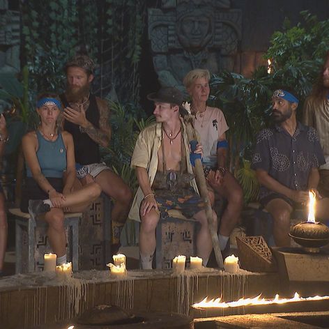 Veronika najskôr oľutovala svoje klamstvá na kmeňovej rade, no v dueli jej sily na Radka nestačili a v Survivore skončila.