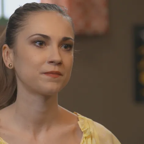 Lenka (Mária Schumerová) 