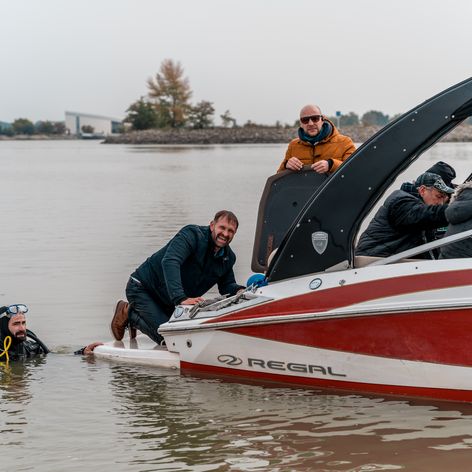 V studenej vode si museli poradiť bez dablérov.