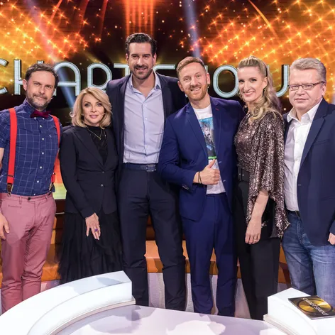 Zdena Studenková, Juraj Kemka, Boris Valábik, Adela Vinczeová, Juraj Čurný, Miro Jaroš