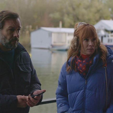 Roman si založil novú rodinu a Nikol nikdy nevyhľadal.