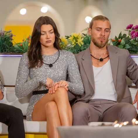 Recoupling a odchod Daniela a Laury