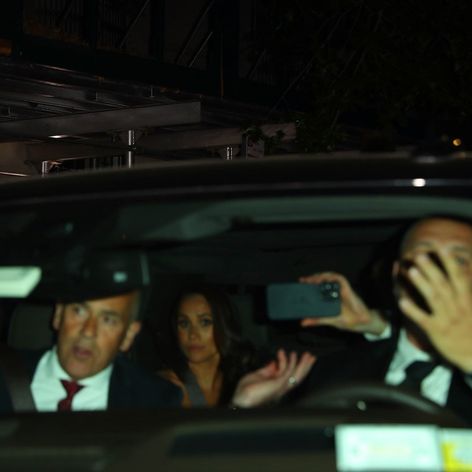 Harryho a Meghan naháňali na aute