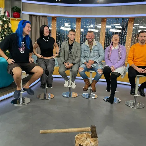 Semifinalisti Farmy v Teleráne
