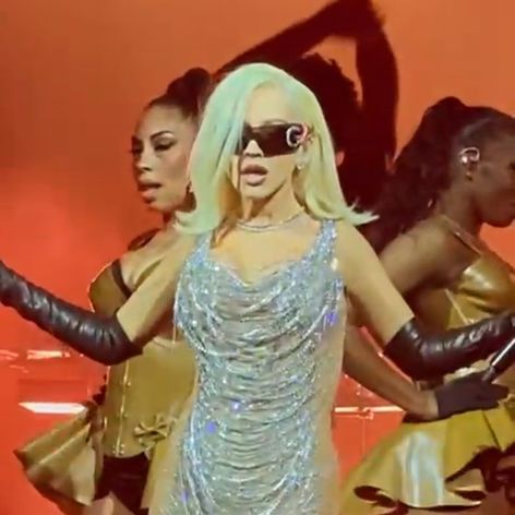 Schudnutá Christina Aguilera