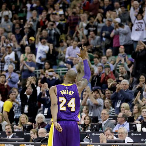 Správa o smrti rozplakala aj Tysona Chandlera z Houston Rockets.