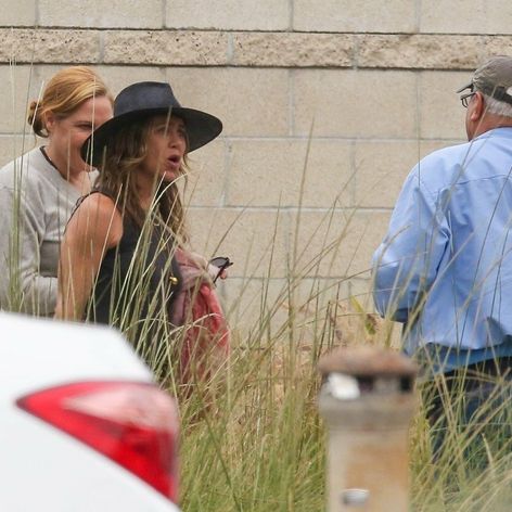 Jennifer Aniston si vymieňala názory s neznámym mužom