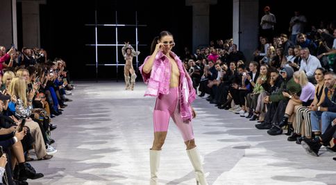 Slovenskí dizajnéri sú svetoví: Predviedli sa na Fashion LIVE!