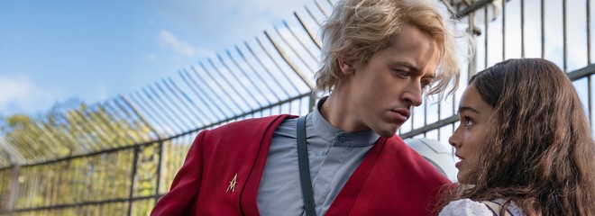 Hry o život: Balada o hadoch a vtáčatkách