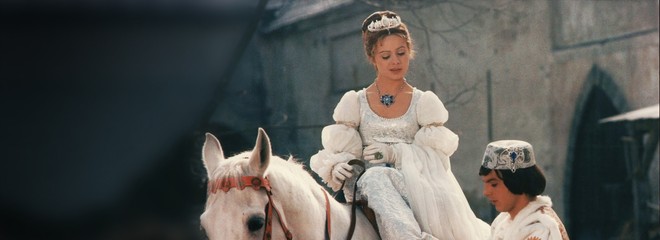 Tři oříšky pro Popelku