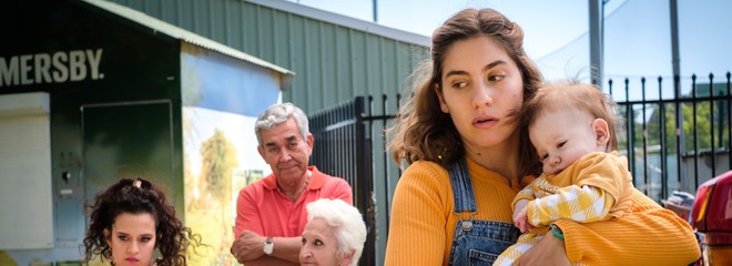 Zbuchnutá na strednej