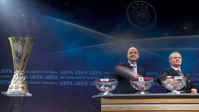 Archívna snímka - žreb UEFA.