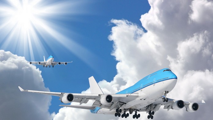 Dve lietadlá vo vzduchu