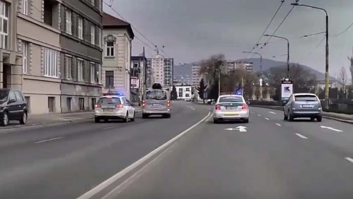 nahanacka.jpg