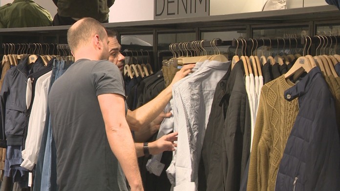 Porovnanie platov v roku 1993 a 2017.