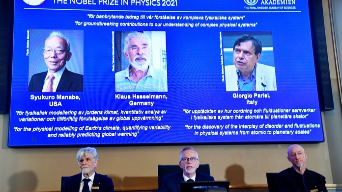 Nobelovu cenu za fyziku za rok 2021 získali vedci Sjukuro Manabe, Klaus Hasselmann a Giorgio Parisi.