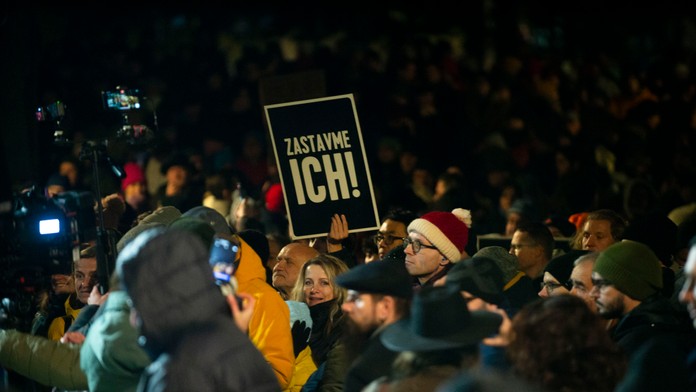 Protivládny protest.