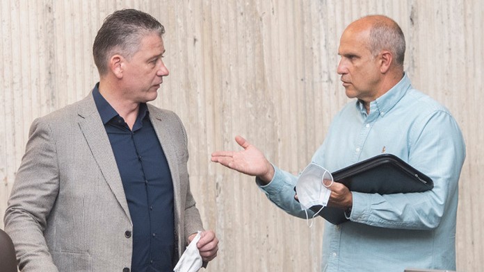 Minister vnútra Roman Mikulec a Milan Lúčanský.