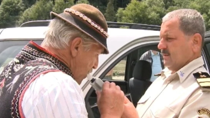 19pp_policajti_vs_pltnici[0]_BFFweb_jpg_bez_watermarku_1.jpg
