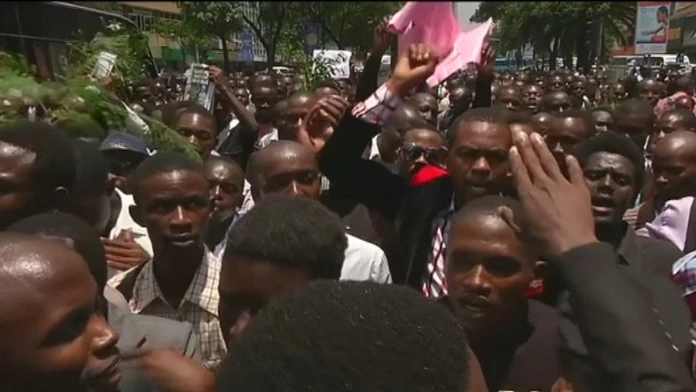 Protest v Keni