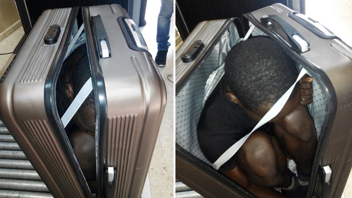 Migrant sa ukrýval v kufri.