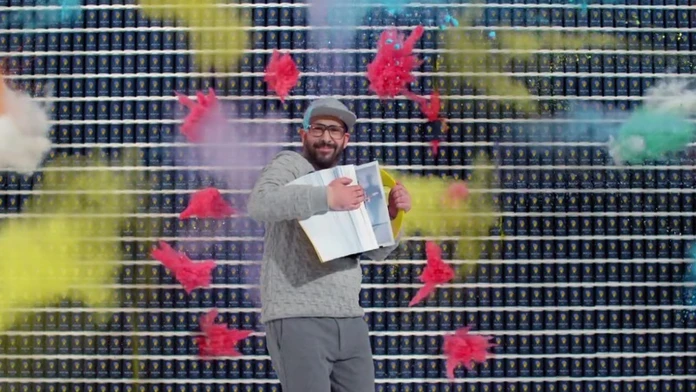 Skupina OK go nakrútila unikátny videoklip.