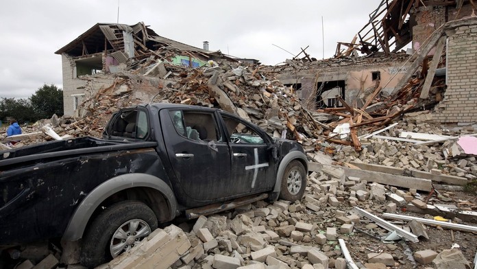 Rusko aj Ukrajina prišli o vyše 100-tisíc vojakov, tvrdí americký generál