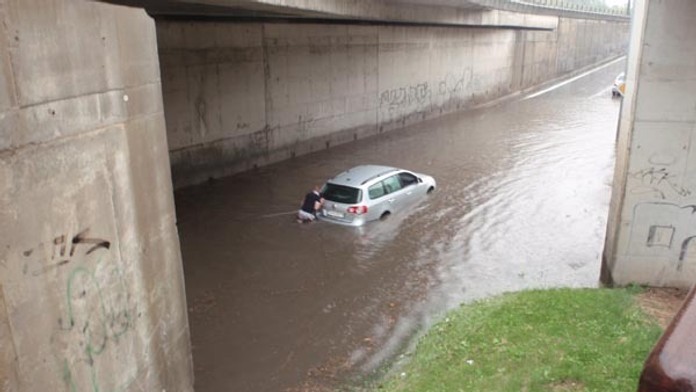 Záplavy pod žilinským mostom