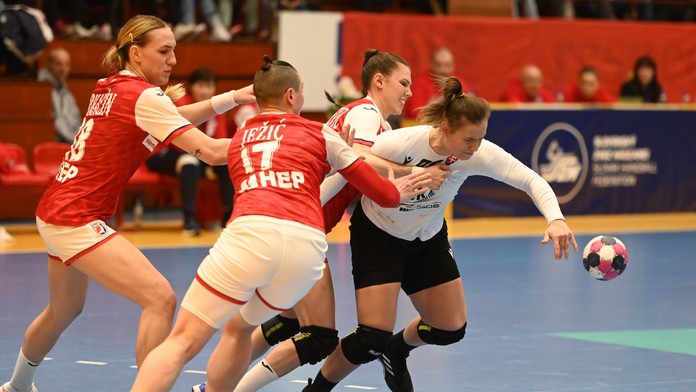 Slovenské hádzanárky v prvom zápase baráže o postup na MS nestačili na Chorvátky. O výhru prišli v závere