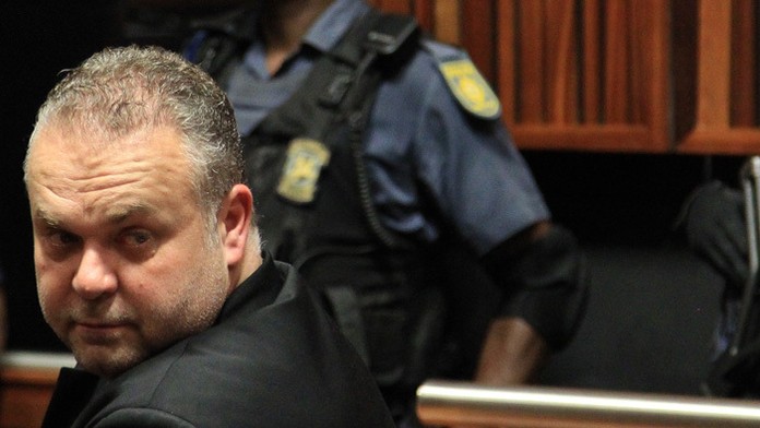 Český podnikateľ na úteku Radovan Krejčíř na archívnej snímke na súde v JAR. 