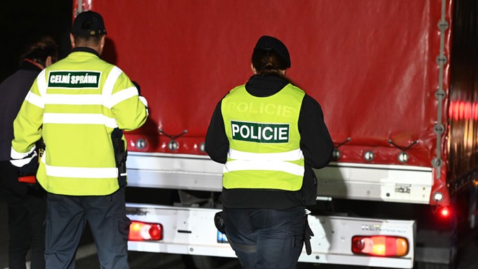 Slovensko, Česko, Maďarsko a Rakúsko chcú riešiť nelegálnu migráciu spoločne