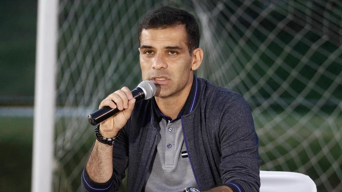 Mexická futbalová hviezda Rafael Márquez Álvarez reční počas tlačovej konferencie v mexickej Guadalajare 9. augusta 2017.