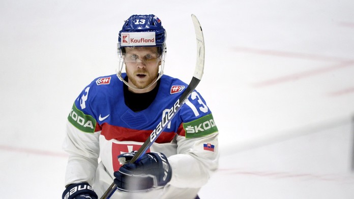 Michal Krištof opúšťa KHL. V kariére bude pokračovať vo Švajčiarsku