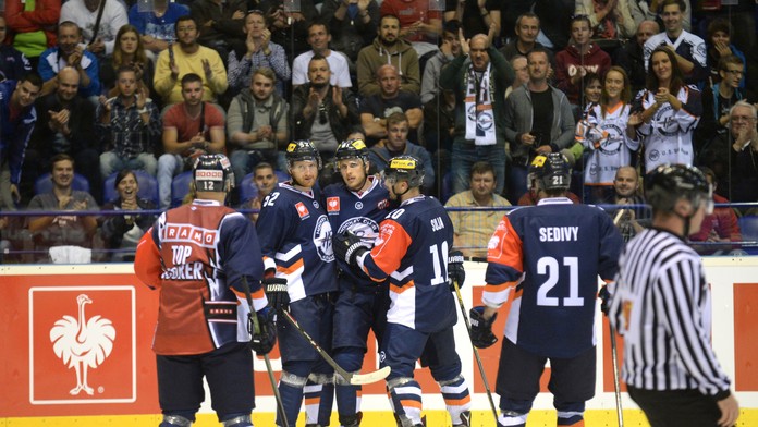 hokej02_22_9_2015286860.jpg