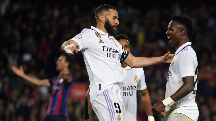 Benzema sa rozlúčil s Realom gólom. Barcelona na záver sezóny zakopla