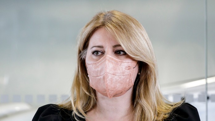 Zuzana Čaputová zatiaľ nedostala žiadosti o povolenie bojovať v armáde Ukrajiny