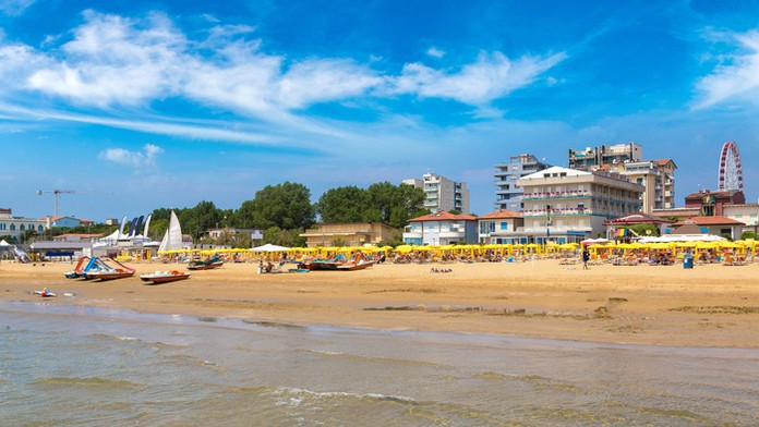 Obľúbená destinácia Slovákov - pláže na Lido di Jesolo.